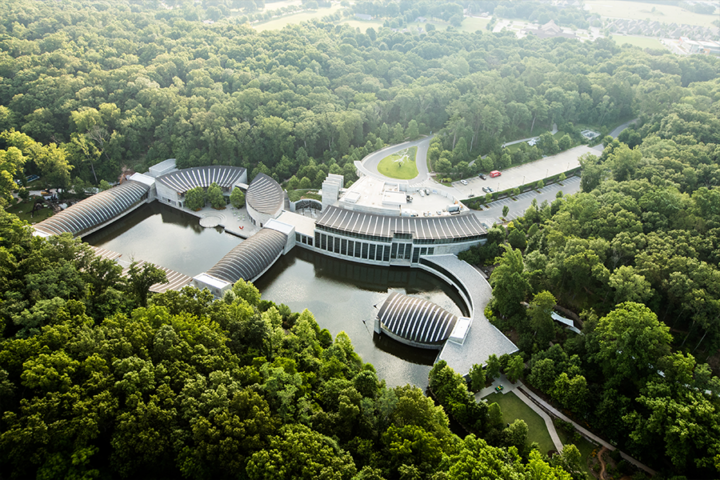 crystal-bridges-museum